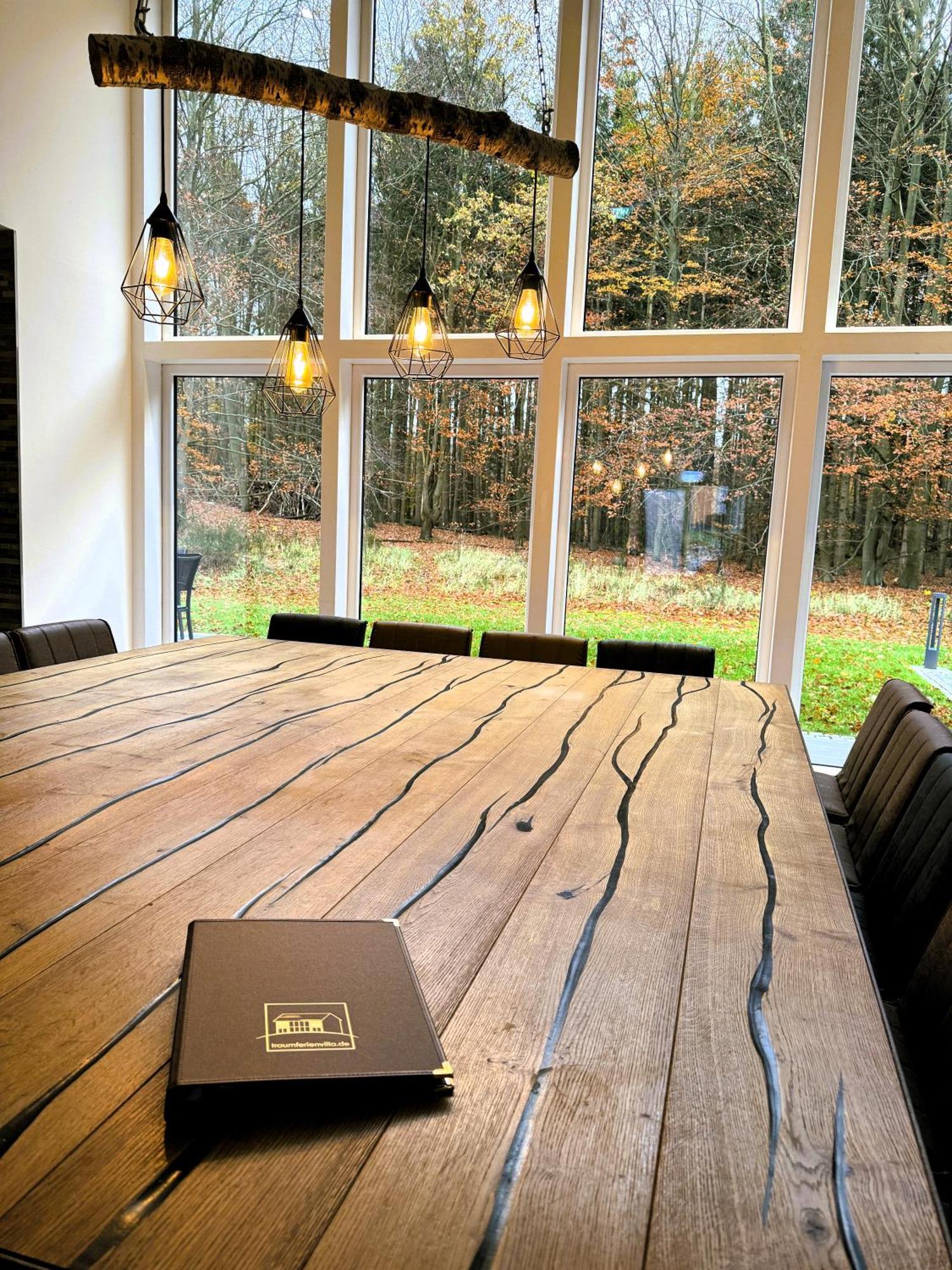 Villa Thormarcon Am Plauer See Fuer 18 Gaeste, Sauna, Pool Lenz Exteriér fotografie